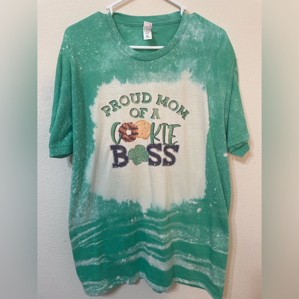 Girl Scouts green bleached “Proud Mom of a Cookie Boss” tshirt- Adult XL